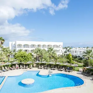 ona-village-cala-dor.allmallorcahotels.com/